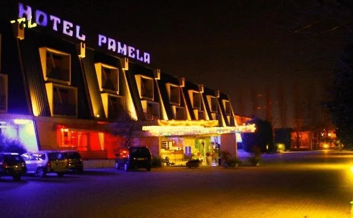 Отель Pamela 3*